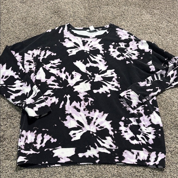 Athleta Tops - Athleta Balance Pullover size medium